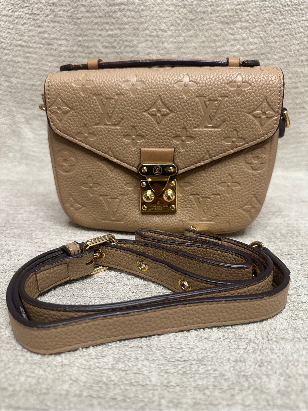 New Fashion Inspired Item (BAG) #56